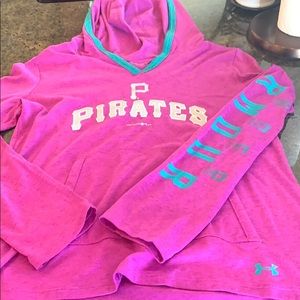 Girls athletic top w/hood